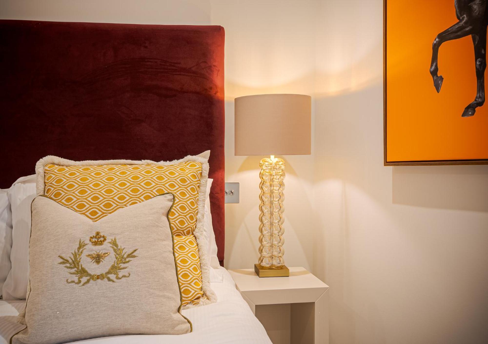 Modern 3 Bedroom Luxury House With Garage In Central Londen Buitenkant foto