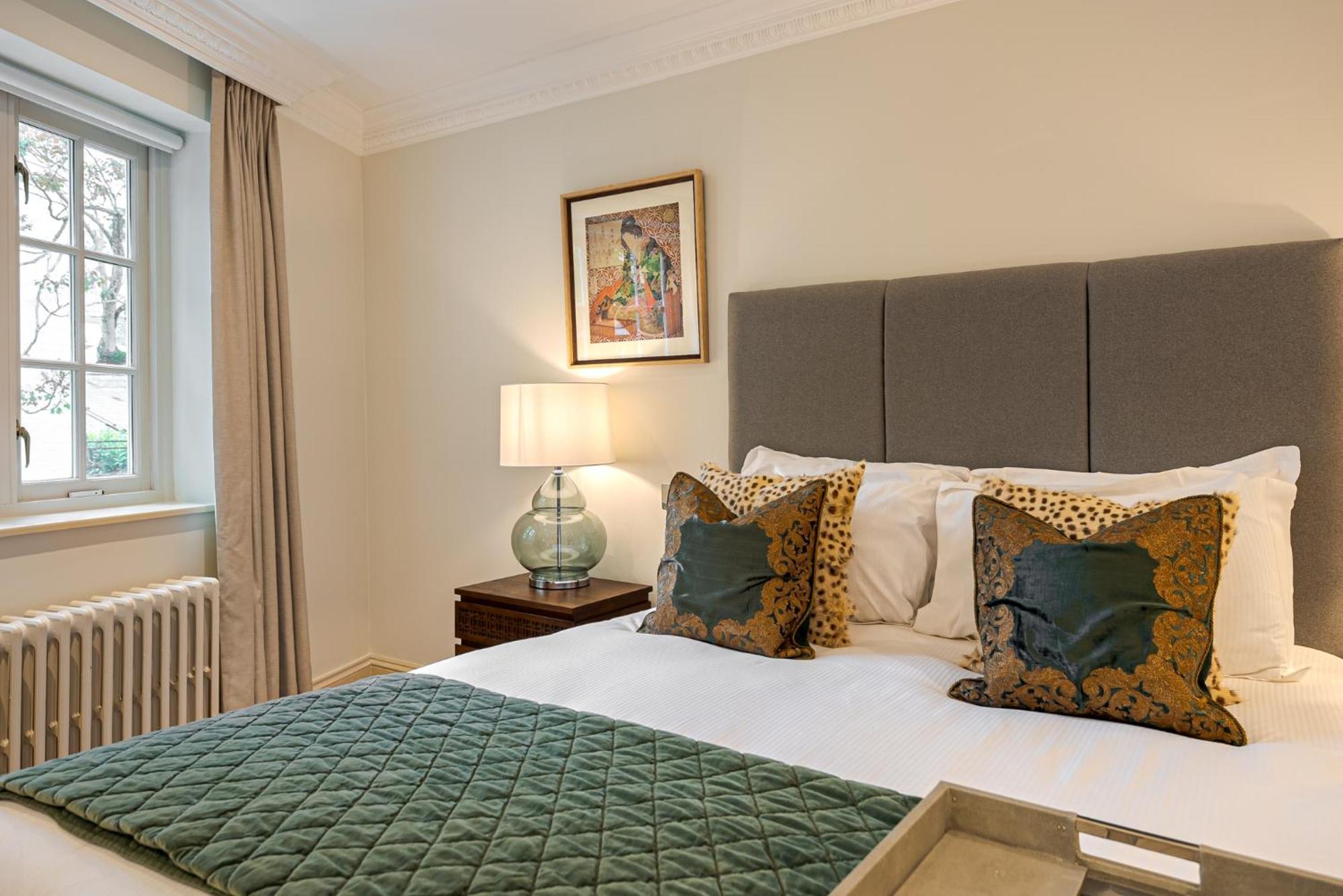 Modern 3 Bedroom Luxury House With Garage In Central Londen Buitenkant foto