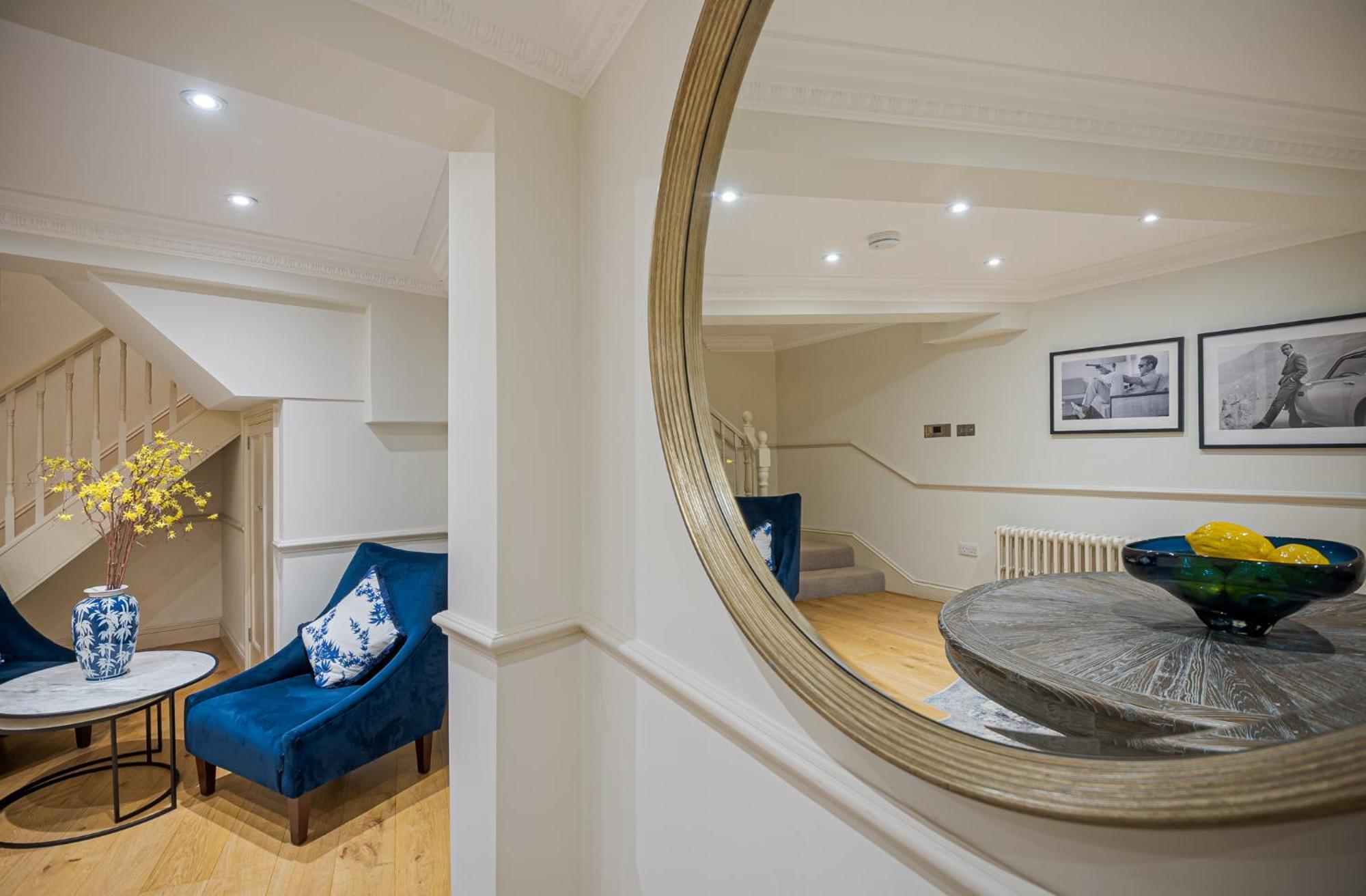 Modern 3 Bedroom Luxury House With Garage In Central Londen Buitenkant foto