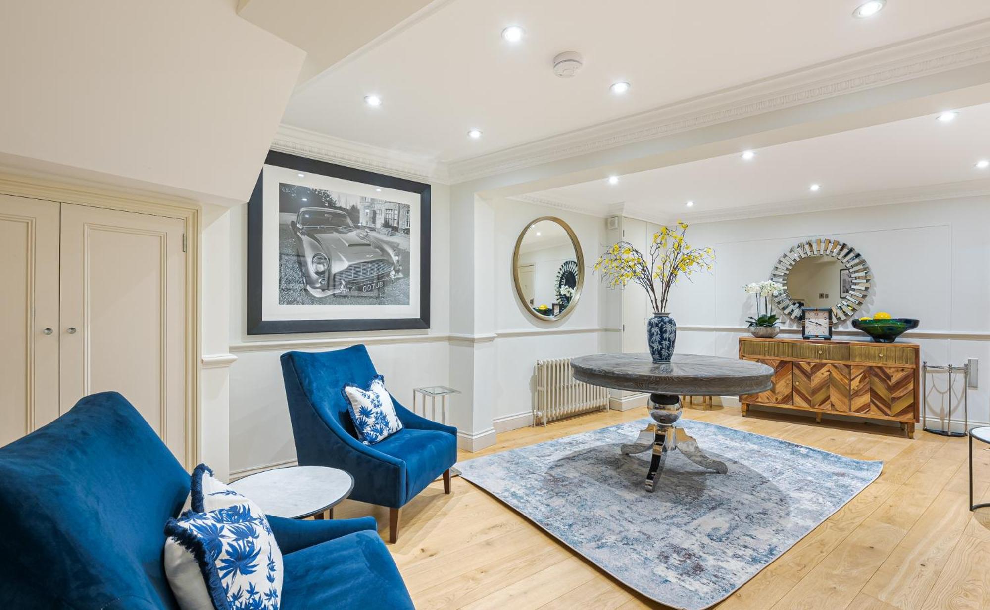 Modern 3 Bedroom Luxury House With Garage In Central Londen Buitenkant foto