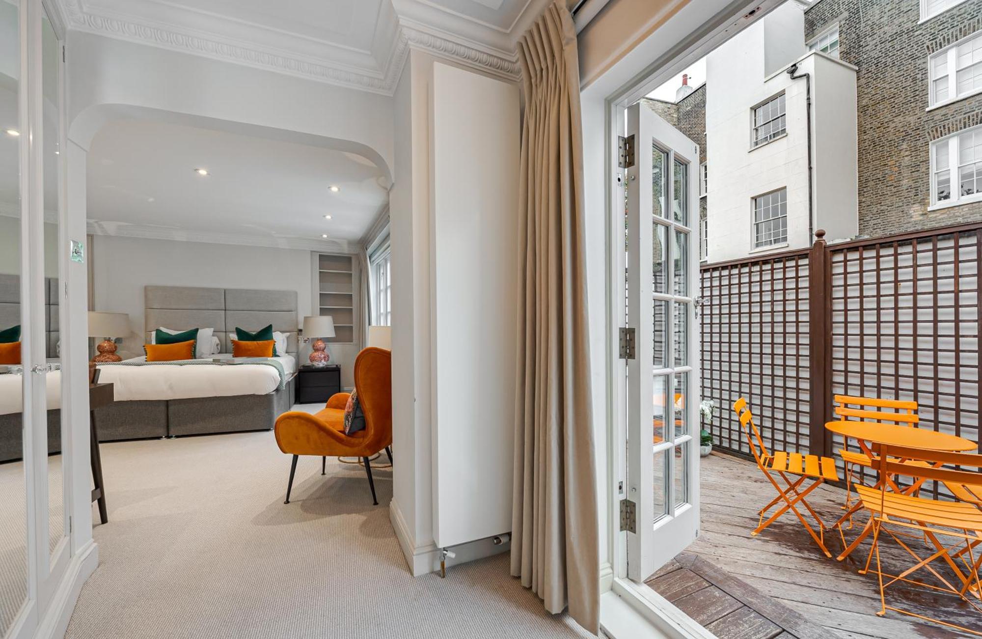 Modern 3 Bedroom Luxury House With Garage In Central Londen Buitenkant foto